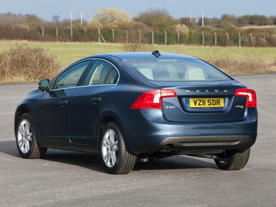  Volvo S60 DRIVe 2011 года  (UK) (фото 3 из 5)